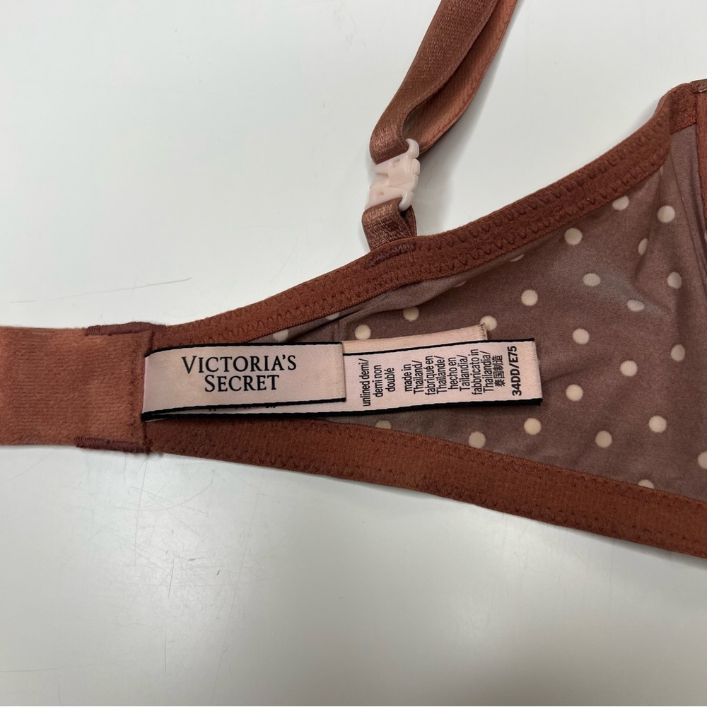 Victoria’s Secret Unlined Demi Bra 🔴 - Picture 8 of 16